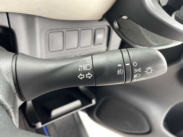 日産 セレナ e－パワー ハイウェイスター V 鹿児島県 2020(令2)年 5.9万km ダークメタルグレー 純正10インチナビ/（AM/FM/CD/DVD/Bluetooth）/フリップダウンモニター/フルセグTV/ETC/プロパイロット/エマージェンシーブレーキ/アラウンドビューモニター/両側パワースライドドア/前後ドライブレコーダー/純正LEDヘッドライト/フォグライト/ブラインドスポットモニター/クリアランスソナー/スマートキー