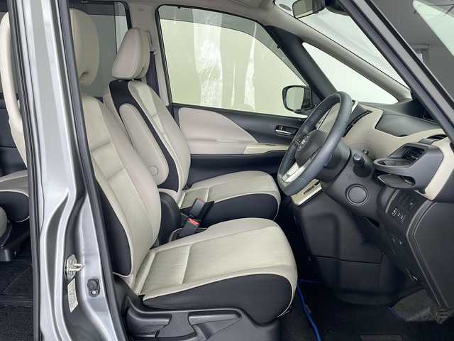 日産 セレナ e－パワー ハイウェイスター V 鹿児島県 2020(令2)年 5.9万km ダークメタルグレー 純正10インチナビ/（AM/FM/CD/DVD/Bluetooth）/フリップダウンモニター/フルセグTV/ETC/プロパイロット/エマージェンシーブレーキ/アラウンドビューモニター/両側パワースライドドア/前後ドライブレコーダー/純正LEDヘッドライト/フォグライト/ブラインドスポットモニター/クリアランスソナー/スマートキー