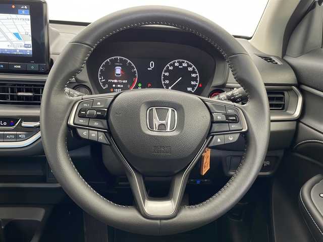 ホンダ ＷＲ－Ｖ Z+ 愛知県 2024(令6)年 0.1万km プラチナホワイトパール 衝突被害軽減ブレーキ/純正8インチディスプレイオーディオナビ（あり）/レーダークルーズコントロール/フルセグTV/Bluetooth/バックカメラ/コーナーセンサー/純正アルミホイール/ルーフレール/LEDヘッドライト/パドルシフト/レーンキープアシスト/ETC/ステアリングスイッチ/スマートキー/プッシュスタート