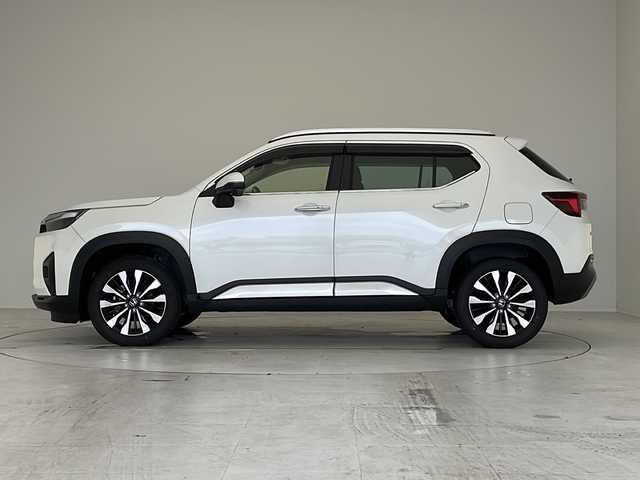 ホンダ ＷＲ－Ｖ Z+ 愛知県 2024(令6)年 0.1万km プラチナホワイトパール 衝突被害軽減ブレーキ/純正8インチディスプレイオーディオナビ（あり）/レーダークルーズコントロール/フルセグTV/Bluetooth/バックカメラ/コーナーセンサー/純正アルミホイール/ルーフレール/LEDヘッドライト/パドルシフト/レーンキープアシスト/ETC/ステアリングスイッチ/スマートキー/プッシュスタート