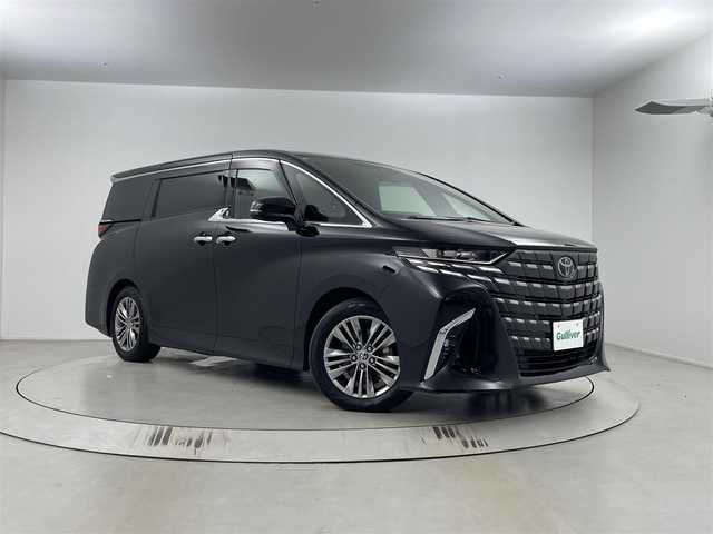 トヨタ アルファードハイブリット Z 埼玉県 2023(令5)年 1.8万km ブラック 電動サイドステップ　/両側電動スライドドア　/電動リアゲート　/ヘッドアップディスプレイ　/左右独立ムーンルーフ　/純正ナビ/　(AM/FM/TV/BT/)/後部座席モニター　/メモリー付きパワーシート　/レザーシート　/シートヒーター　/エアシート/トヨタチームメイト/デジタルミラー/オートハイビーム/純正LEDヘッドライト/純正フロアマット/バックカメラ/サイドカメラ/ドライブレコーダー/ビルトインETC2.0