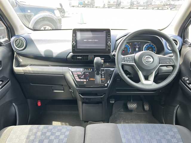 日産 デイズ ハイウェイスターX 茨城県 2019(令1)年 6.5万km チタニウムグレーメタリック ワンオーナー/純正9インチナビ/AM/FM/CD/DVD/AUX/Bluetooth/フルセグTV/バックカメラ/全方位カメラ/ドライブレコーダー前後/アラウンドビューモニター/エマージェンシーブレーキ/横滑り防止装置/コーナーセンサー前後/オートライト/純正LEDヘッドライト/純正14インチアルミホイール/保証書/取扱説明書