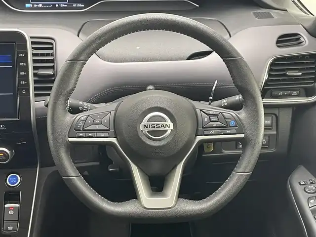 日産 セレナ e－パワー ハイウェイスター V 愛知県 2020(令2)年 6.2万km ブリリアントホワイトパール 純正１０型ナビ　純正後席モニター　禁煙車　セーフティパック　全方位カメラ　プロパイロット　デジタルインナーミラー　プロパイロット　ＢＳＭ　ハンズフリー両側パワスラ　ＥＴＣ　ドラレコ　ＬＥＤオートライト