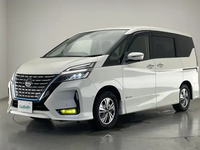 日産 セレナ e－パワー ハイウェイスター V 愛知県 2020(令2)年 6.2万km ブリリアントホワイトパール 純正１０型ナビ　純正後席モニター　禁煙車　セーフティパック　全方位カメラ　プロパイロット　デジタルインナーミラー　プロパイロット　ＢＳＭ　ハンズフリー両側パワスラ　ＥＴＣ　ドラレコ　ＬＥＤオートライト