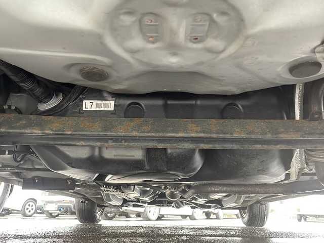 トヨタ ヴィッツ F 新潟県 2014(平26)年 2.1万km シルバーM 冬タイヤ有/SDメモリナビ/（FM/AM/CD/ワンセグ）/リモコンキー/横滑り防止/シガーソケット/フロアマット/ヘッドライトレベライザー/電格ミラー/ウィンカーミラー/ドアバイザー