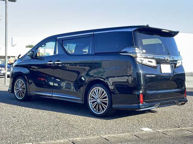 トヨタ ヴェルファイア ゴールデンアイズⅡ 島根県 2021(令3)年 5.2万km ブラック ワンオーナー/純正ナビ/フルセグテレビ/Bluetooth/CD/DVD/バックカメラ/ミラキャスト/フリップダウンモニター（12.1インチ純正）/クルーズコントロール/USB/ETC（ビルトイン）/オートマチックハイビーム/コーナーセンサー（前後）/パワーバックドア/フルエアロ（モデリスタ）/社外アルミ/ドアバイザー/LEDヘッドライト/両側パワースライドドア/ABS/横滑り防止装置/オートライト