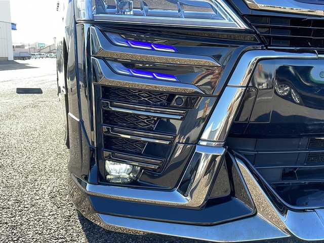 トヨタ ヴェルファイア ゴールデンアイズⅡ 福岡県 2021(令3)年 5.3万km ブラック ワンオーナー/純正ディスプレイオーディオ/フルセグテレビ/Bluetooth/CD/DVD/バックカメラ/フリップダウンモニター（12.1インチ純正）/クルーズコントロール/USB/ETC（ビルトイン）/オートマチックハイビーム/コーナーセンサー（前後）/パワーバックドア/フルエアロ（モデリスタ）/社外アルミ/ドアバイザー/LEDヘッドライト/両側パワースライドドア/ABS/横滑り防止装置/オートライト