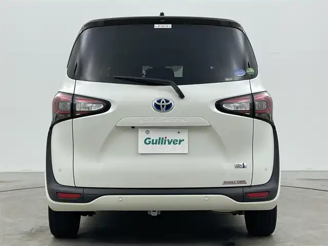 トヨタ シエンタ ハイブリッド G クエロ 岡山県 2021(令3)年 2.8万km ヴィンテージブラウンパールクリスタルシャイン/ホワイトパールクリスタルシャイン 社外9インチディスプレイオーディオ/Bluetooth/iPod/USB/パノラミックビューモニター/ステアリングヒーター/シートヒーター /ビルトインETC/前後ドライブレコーダー /LEDヘッドライト/両側パワースライドドア/セーフティセンス /オートハイビーム /前後ソナー/ヘッドレストモニター2列目左側 TVM-PW1000/オートライト / クルーズコントロール/プッシュスタート /スマートキー/新車保証書/取扱説明書/スペアキー×1