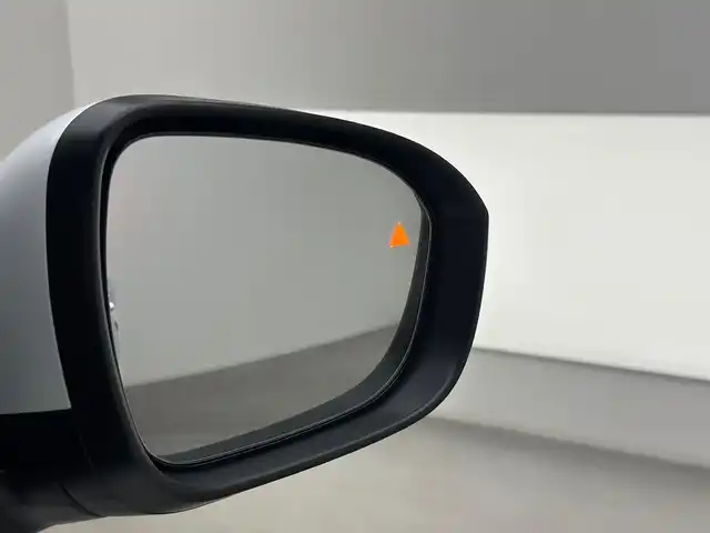 日産 セレナ e－パワー ハイウェイスター V 兵庫県 2025(令7)年 0.1千km プリズムホワイト プロパイロット/レーダークルーズコントロール/純正メモリーナビ＆フルセグTV/（USB＆BT＆HDMI）/アラウンドビューモニター/ビルトインETC/ドライブレコーダー/純正16inアルミホイール/両側パワースライドドア/オートライト/LEDライト/LEDフォグ/コーナーセンサー/デジタルインナーミラー