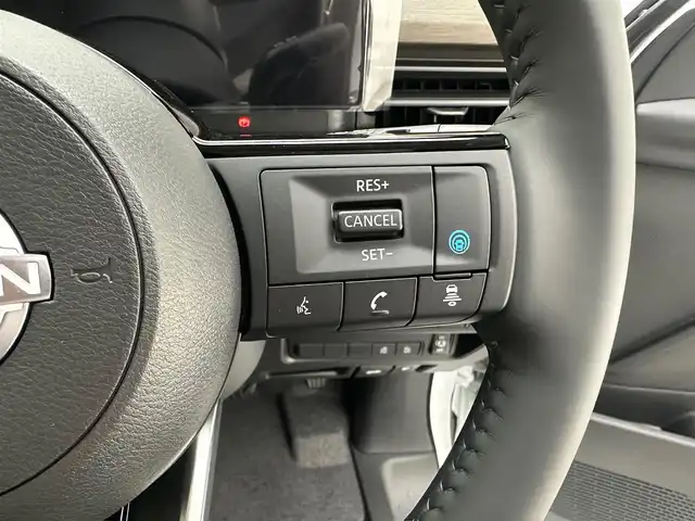 日産 セレナ e－パワー ハイウェイスター V 兵庫県 2025(令7)年 0.1千km プリズムホワイト プロパイロット/レーダークルーズコントロール/純正メモリーナビ＆フルセグTV/（USB＆BT＆HDMI）/アラウンドビューモニター/ビルトインETC/ドライブレコーダー/純正16inアルミホイール/両側パワースライドドア/オートライト/LEDライト/LEDフォグ/コーナーセンサー/デジタルインナーミラー