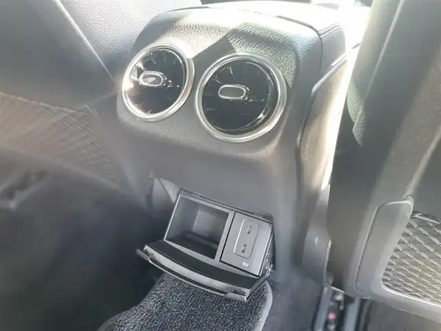 メルセデス・ベンツ Ａ２００ｄ AMGライン 千葉県 2020(令2)年 2.2万km ジュピターレッド レーダーセーフティパッケージ/前席メモリーパワーシート/シートヒーター/純正HDDナビ/バックカメラ/地デジ/ワイヤレスチャージング/USB/ハーフレザーシート/純正18インチAW/LEDライト/パークトロニック