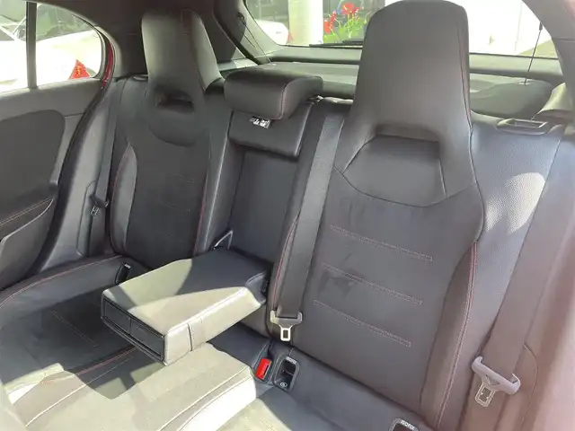 メルセデス・ベンツ Ａ２００ｄ AMGライン 千葉県 2020(令2)年 2.2万km ジュピターレッド レーダーセーフティパッケージ/前席メモリーパワーシート/シートヒーター/純正HDDナビ/バックカメラ/地デジ/ワイヤレスチャージング/USB/ハーフレザーシート/純正18インチAW/LEDライト/パークトロニック