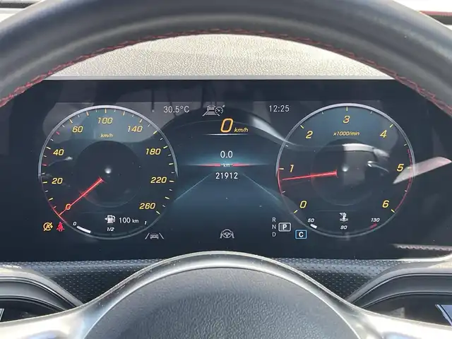 メルセデス・ベンツ Ａ２００ｄ AMGライン 千葉県 2020(令2)年 2.2万km ジュピターレッド レーダーセーフティパッケージ/前席メモリーパワーシート/シートヒーター/純正HDDナビ/バックカメラ/地デジ/ワイヤレスチャージング/USB/ハーフレザーシート/純正18インチAW/LEDライト/パークトロニック