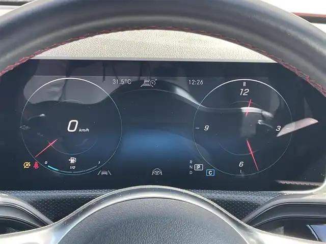 メルセデス・ベンツ Ａ２００ｄ AMGライン 千葉県 2020(令2)年 2.2万km ジュピターレッド レーダーセーフティパッケージ/前席メモリーパワーシート/シートヒーター/純正HDDナビ/バックカメラ/地デジ/ワイヤレスチャージング/USB/ハーフレザーシート/純正18インチAW/LEDライト/パークトロニック