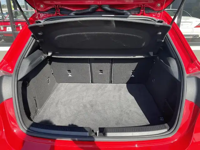 メルセデス・ベンツ Ａ２００ｄ AMGライン 千葉県 2020(令2)年 2.2万km ジュピターレッド レーダーセーフティパッケージ/前席メモリーパワーシート/シートヒーター/純正HDDナビ/バックカメラ/地デジ/ワイヤレスチャージング/USB/ハーフレザーシート/純正18インチAW/LEDライト/パークトロニック