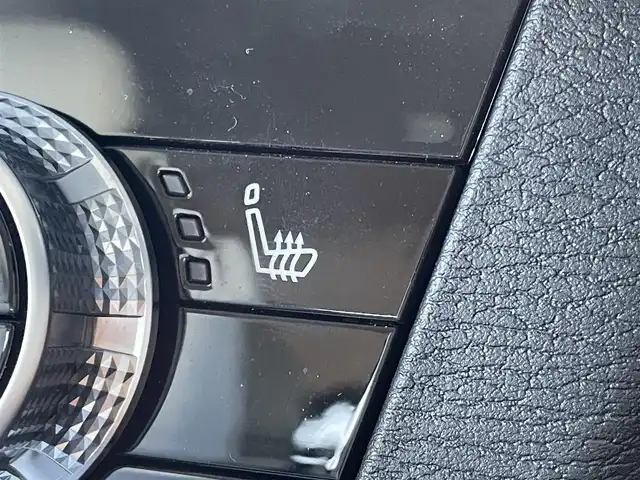 三菱 アウトランダー ＰＨＥＶ P 大阪府 2022(令4)年 1.5万km パールⅡ ＢＯＳＥサウンド　/マイパイロット/純正　インチディスプレイオーディオ　/   ＴＶ/Bluetooth/USB/100V電源　/衝突軽減ブレーキ/クリアランスソナー　/全方位モニター　/ブラインドスポットモニター/レーダークルーズコントロール/レーンキープアシスト/アイドリングストップ　/シートヒーター（1列目、2列目）　/電動リアゲート/前席パワーシート（運転席メモリー付き）/前後ドライブレコーダー　/ワイヤレス充電/レザーシート/純正フロアマット/プッシュスタート/スマートキー　/ＥＴＣ　/ＬＥＤ