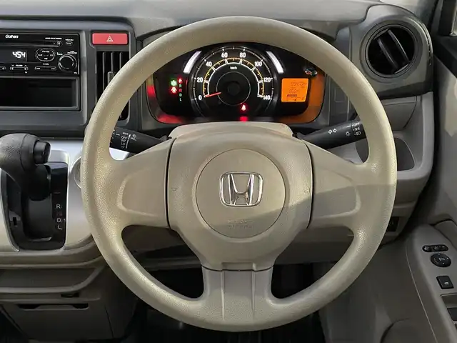 ホンダ Ｎ ＷＧＮ G 新潟県 2014(平26)年 9.5万km カトラリーシルバーM ワンオーナー/4WD/純正オーディオ/(AM/FM/CD/AUX)/アイドリングストップ/ハロゲンヘッドライト/純正フロアマット/ドアバイザー/電格ミラー/横滑り防止/プッシュスタート/スマートキー