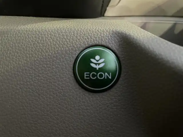 ホンダ Ｎ ＷＧＮ G 新潟県 2014(平26)年 9.5万km カトラリーシルバーM ワンオーナー/4WD/純正オーディオ/(AM/FM/CD/AUX)/アイドリングストップ/ハロゲンヘッドライト/純正フロアマット/ドアバイザー/電格ミラー/横滑り防止/プッシュスタート/スマートキー