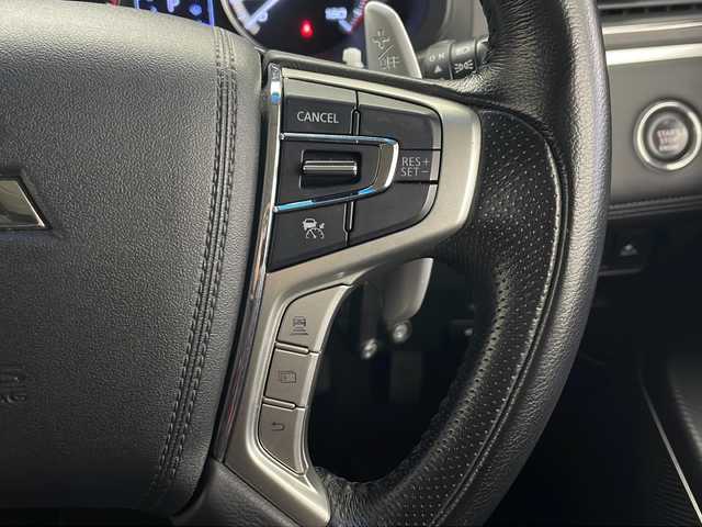 三菱 デリカＤ：５ G 秋田県 2020(令2)年 4.9万km アイガーグレーM/ダイヤモンドブラックマイカ ４WD/社外SDナビ(Bluetooth/CD/フルセグ)/全方位カメラ/ETC/ドライブレコーダー/クルーズコントロール/車線逸脱警報/レーンキープアシスト/両側パワースライドドア/後席用モニター/社外AW/衝突被害軽減システム/横滑り防止装置/LEDヘッドライト/スマートキー