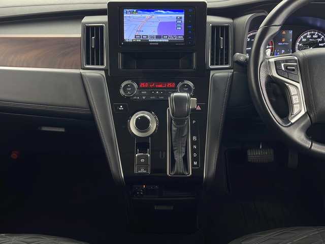 三菱 デリカＤ：５ G 秋田県 2020(令2)年 4.9万km アイガーグレーM/ダイヤモンドブラックマイカ ４WD/社外SDナビ(Bluetooth/CD/フルセグ)/全方位カメラ/ETC/ドライブレコーダー/クルーズコントロール/車線逸脱警報/レーンキープアシスト/両側パワースライドドア/後席用モニター/社外AW/衝突被害軽減システム/横滑り防止装置/LEDヘッドライト/スマートキー