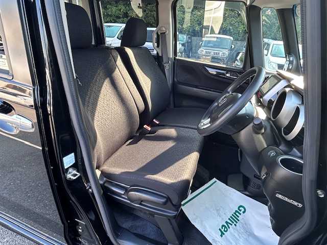 ホンダ Ｎ ＢＯＸ G Lパッケージ 大阪府 2015(平27)年 6.4万km スマートブラック 純正ナビ/バックカメラ/片側パワースライドドア/HIDヘッドライト/ETC/オートライト/ステアリングスイッチ/純正アルミホイール/アイドリングストップ/横滑り防止装置/プッシュスタート/スマートキー