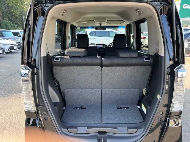 ホンダ Ｎ ＢＯＸ G Lパッケージ 大阪府 2015(平27)年 6.4万km スマートブラック 純正ナビ/バックカメラ/片側パワースライドドア/HIDヘッドライト/ETC/オートライト/ステアリングスイッチ/純正アルミホイール/アイドリングストップ/横滑り防止装置/プッシュスタート/スマートキー