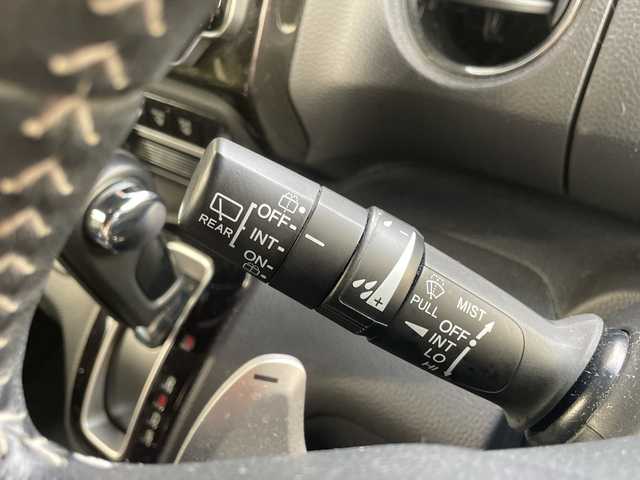 ホンダ Ｎ ＢＯＸ カスタム G EX ターボ ホンダセンシング 愛知県 2018(平30)年 10万km プレミアムホワイトパールⅡ ワンオーナー/社外SDナビテレビ/フルセグテレビ/バックカメラ/両側パワースライドドア/ホンダセンシング/ハーフレザーシート/ドライブレコーダー/ビルドインETC/純15インチAW/新車保証書・取説/スペアキー