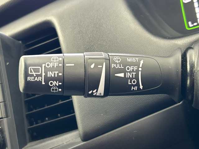 ホンダ フィット e:HEVホーム 奈良県 2024(令6)年 1.2万km クリスタルブラックパール 純正ギャザーズ9インチナビ/フルセグ CD DVD BT MSV USB/バックカメラ/ビルトインETC/レーダークルーズコントロール/衝突軽減ブレーキ/踏み間違い/パーキングセンサー/レーンキープアシスト/電子パーキング/BREAK HOLD/純正ギャザーズドライブレコーダー/ハーフレザーシート/LEDヘッドライト/オートライト/オートハイビーム/スマートキー/純正ドアバイザー/純正フロアマット/電動格納ミラー