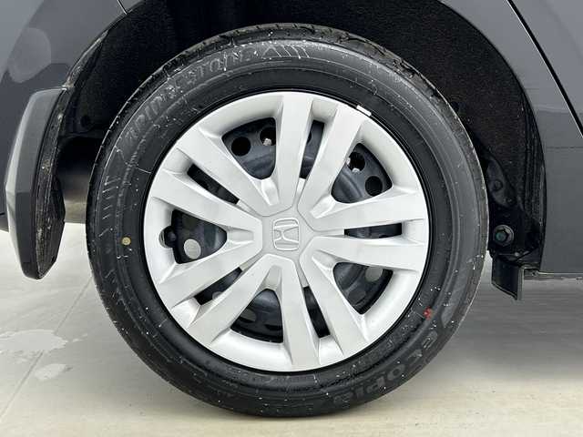 ホンダ フィット e:HEVホーム 奈良県 2024(令6)年 1.2万km クリスタルブラックパール 純正ギャザーズ9インチナビ/フルセグ CD DVD BT MSV USB/バックカメラ/ビルトインETC/レーダークルーズコントロール/衝突軽減ブレーキ/踏み間違い/パーキングセンサー/レーンキープアシスト/電子パーキング/BREAK HOLD/純正ギャザーズドライブレコーダー/ハーフレザーシート/LEDヘッドライト/オートライト/オートハイビーム/スマートキー/純正ドアバイザー/純正フロアマット/電動格納ミラー