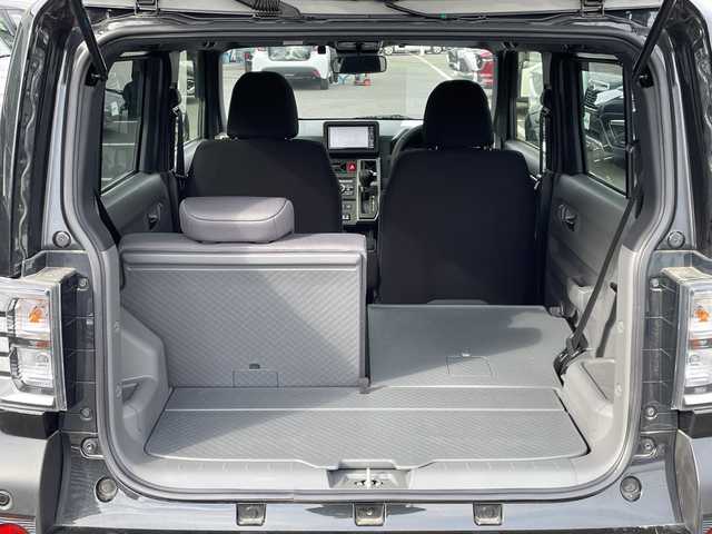 ダイハツ タフト G ターボ ダーククロムベンチャー 長野県 2022(令4)年 2.1万km ブラックマイカメタリック 禁煙車/スカイフィールトップ/ルーフレール/純正ナビ【NMZK-W72D】/(CD/DVD/フルセグTV/Bluetooth)/スマートアシスト/・衝突警報機能/・衝突回避支援ブレーキ/・ブレーキ制御機能付誤発進抑制機能/・車線逸脱抑制制御機能/・車線逸脱警報機能/・路外逸脱抑制機能/・先行車発進お知らせ機能/・全車速追従機能付アダプティブクルーズコントロール/・ふらつき警報機能/・標識認識機能/・レーンキープコントロール/・コーナーセンサー/・アダプティブドライビングビーム/バックカメラ/ETC/ドライブレコーダー/前席シートヒーター/革巻きステアリング/ステアリングスイッチ/電動パーキングブレーキ/ブレーキホールド/LEDヘッドライト/フォグランプ/オートライト/スマートキー/Pスタート/電動格納ミラー/純正15インチAW