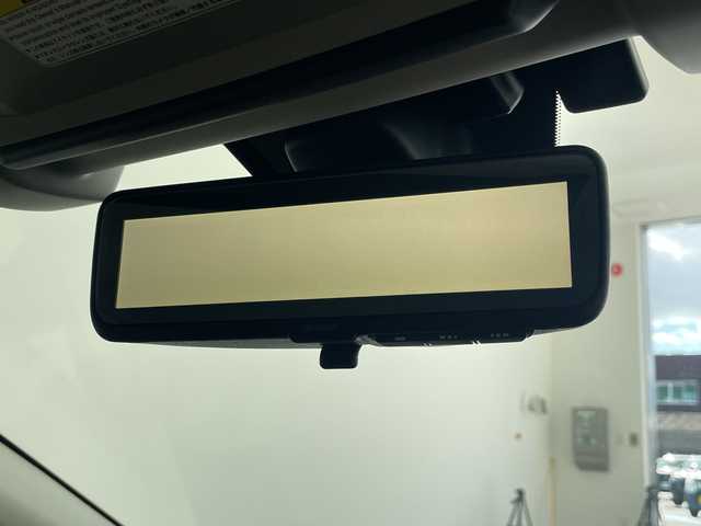 スバル レヴォーグ 1．6GT アイサイト 三重県 2020(令2)年 3.4万km ラピスブルーP ／禁煙車/／純正8インチナビ[CN-LX840D]/CD/DVD/フルセグTV／Blu-ray/Bluetooth/USB／SD/／フロント・バック・サイドカメラ/／スマートミラー/／アイサイト/・プリクラッシュブレーキ（衝突被害軽減ブレーキ）/・全車速追従機能付クルーズコントロール/・車線逸脱抑制（レーンキープアシスト）/・アダプティブクルーズコントロール/・オートビークルホールド (AVH)/・AT誤発進抑制制御（前後）/・先行車発進お知らせ機能/／ブラインドスポットモニター/／ETC/／電子パーキング/／オートブレーキホールド/／純正ドライブレコーダー/／メーカーオプション　レザーシート/／パワーシート（メモリー付き）/／シートヒーター/／LED/／オートライト/／オートマチックハイビーム/／フォグランプ/／革巻きステアリング/／パドルシフト/／ステアリングチルド機構/／純正17インチアルミ