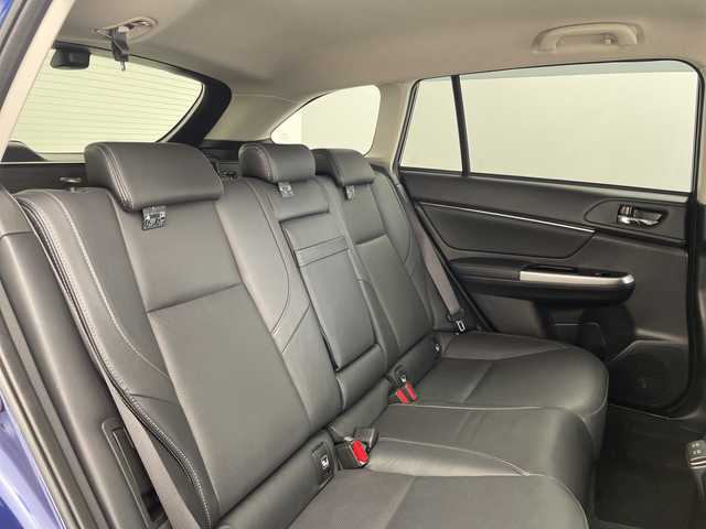 スバル レヴォーグ 1．6GT アイサイト 三重県 2020(令2)年 3.4万km ラピスブルーP ／禁煙車/／純正8インチナビ[CN-LX840D]/CD/DVD/フルセグTV／Blu-ray/Bluetooth/USB／SD/／フロント・バック・サイドカメラ/／スマートミラー/／アイサイト/・プリクラッシュブレーキ（衝突被害軽減ブレーキ）/・全車速追従機能付クルーズコントロール/・車線逸脱抑制（レーンキープアシスト）/・アダプティブクルーズコントロール/・オートビークルホールド (AVH)/・AT誤発進抑制制御（前後）/・先行車発進お知らせ機能/／ブラインドスポットモニター/／ETC/／電子パーキング/／オートブレーキホールド/／純正ドライブレコーダー/／メーカーオプション　レザーシート/／パワーシート（メモリー付き）/／シートヒーター/／LED/／オートライト/／オートマチックハイビーム/／フォグランプ/／革巻きステアリング/／パドルシフト/／ステアリングチルド機構/／純正17インチアルミ