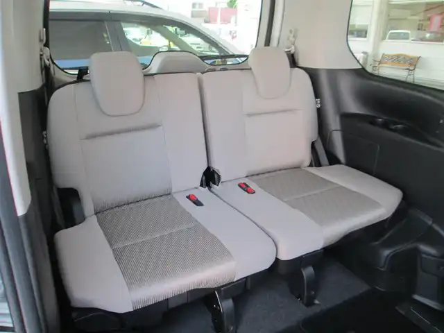 日産 セレナ ハイウェイスター Vセレクション 千葉県 2017(平29)年 5.5万km ブリリアントホワイトパール 純正9型SDナビ、フルセグTV(走行中視聴可)/アラウンドビューモニター/純正オーディオ【DVD/CD/BD/BT/SD/USB】/純正後席フリップダウンモニター/プロパイロット/両側パワースライドドア/ハンズフリーオートスライドドア/デジタルインナーミラー/LEDヘッドライト&ハロゲンフォグ/エマージェンシーブレーキ/レーダークルーズコントロール/LDP/オートブレーキホールド/前後コーナーセンサー/純正ナビ連動前方ドライブレコーダー/ビルトインETC/取扱説明書/新車時保証書