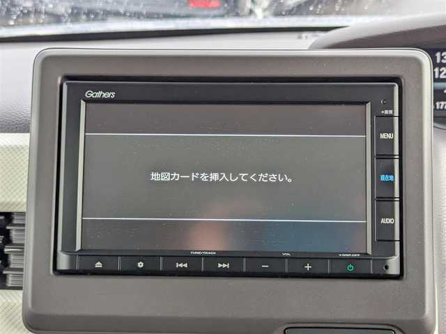 ホンダ Ｎ ＢＯＸ G L ホンダセンシング 福井県 2020(令2)年 1.1万km ルナシルバーM 衝突被害軽減システム/レーダークルーズコントロール/純正SDナビ（VXM-205Ci）/バックカメラ/ビルトインETC/ステアリングスイッチ/前席シートヒーター/オートLEDライト/電動格納ウィンカーミラー/純正フロアマット/スマートキー