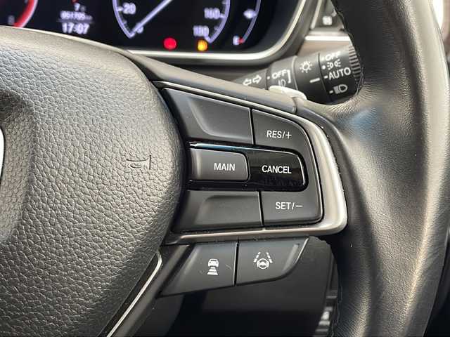 ホンダ オデッセイ アブソルート EX 愛知県 2022(令4)年 5.2万km プラチナホワイトパール 衝突軽減システム/純正SDナビ/フリップダウンモニター/全方位カメラ/両側パワースライドドア/レーダークルーズコントロール/シートヒーター/フルセグ/Bluetooth/バックカメラ/電動リアゲート/ETC２．０/コーナーセンサー/純正アルミホイール/ブラインドスポットモニター/LEDヘッドライト/パドルシフト/リアオートエアコン/ドライブレコーダー/ステアリングスイッチ/スマートキー/プッシュスタート