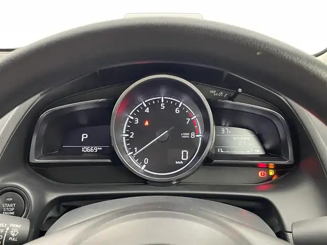 マツダ マツダ２ 15BD 埼玉県 2023(令5)年 1.1万km ライトブルー ３６０度セーフティパッケージ　セーフティクルーズパッケージ　マツダコネクト８インチナビ　ＥＴＣ　前後ドラレコ　ＬＥＤヘッドライト　オートライト　ＢＳＭ　ＨＵＤ　レーダークルーズコントロール　地デジ