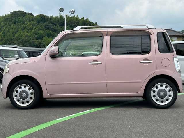 ダイハツ ミラ ココア プラスX 静岡県 2013(平25)年 5.1万km ムースピンクパール ワンオーナー/パワーステアリング/パワーウィンドウ/アイドリングストップ/リモコンキー/オートエアコン/社外ナビ（BT/フルセグTV）/ベンチシート/ルーフレール/ABS/Wエアバック/保証書/取扱説明書