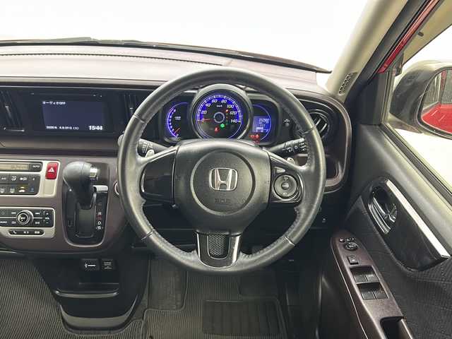 ホンダ Ｎ ＯＮＥ プレミアム ツアラー Lパッケージ 群馬県 2013(平25)年 5.1万km ミラノレッド 純正ディスプレイオーディオ　バックカメラ　革巻きステアリング　パドルシフト　クルーズコントロール　ＨＩＤヘッドライト　オートライト　フォグランプ　ドラレコ　スマートキー　プッシュスタート　禁煙車