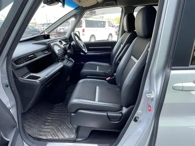 ホンダ ステップワゴン スパーダ クルスピセンシング 道央・札幌 2020(令2)年 6.1万km スーパープラチナメタリック ４WD/純正ディーラーOPナビ/CD/DVD/BT/フルセグ/純正フリップダウンモニター/ホンダセンシング/衝突被害軽減ブレーキ/横滑り防止装置/アダプティブクルーズコントロール/レーンキープアシスト/コーナーセンサー/バックカメラ/ビルトインETC2.0/ドライブレコーダー/アイドリングストップ/ECONモード/ワイパーデアイサー/両側パワースライドドア/前席シートヒーター/ハーフレザーシート/革巻きステアリング/ステアリングリモコン/パドルシフト/レーダー探知機/プッシュスタート/スマートキー/LEDヘッドライト/オートライト/フォグランプ/電動格納ミラー/ヒーテッドドアミラー/ウィンカーミラー/フロアマット/ドアバイザー/純正エンジンスターター/純正AW付夏タイヤ積込/205/60/R16/2020年/山1mm