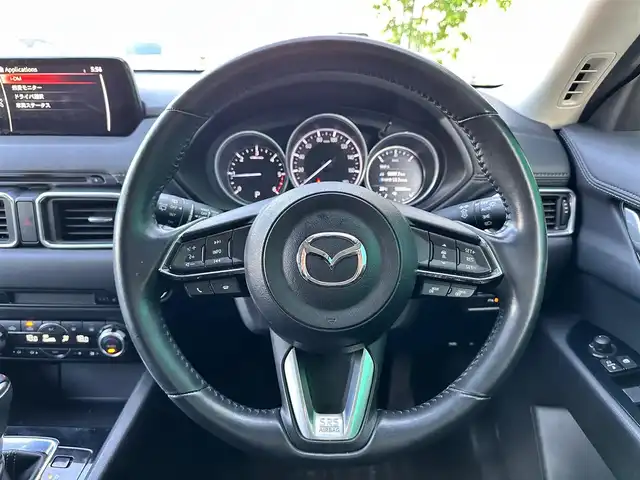 マツダ ＣＸ－５ XD プロアクティブ 宮城県 2018(平30)年 5.3万km スノーフレイクホワイトパールマイカ ドライビングポジションサポートパッケージ/・ステアリングヒーター/・シートヒーター/・パワーシート（運転席）/・シートメモリー（運転席）/CD/DVD/フルセグTV/＝＝＝/アドバンストスマートシティブレーキサポート/後退時スマートシティブレーキサポート/誤発進抑制制御/スマートブレーキサポート/レーダークルーズコントロール/ブラインドスポットモニタリング/車線逸脱警報システム/レーンキープアシストシステム/リアパーキングセンサー/ドライバーアテンションアラート/ヘッドアップディスプレイ/マツダコネクト7インチディスプレイナビSDカード無/・Bluetooth/・バックカメラ/ETC/ドライブレコーダー/アダプティブLEDヘッドランプ/オートライト/スマートキー＆プッシュスタート/電動パーキングブレーキ/ブレーキホールド/電動格納ミラー/社外17インチAW/フロアマット/トノカバー/ドアバイザー/W/サイド/カーテンエアバッグ