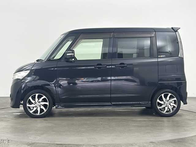 日産 ルークス ハイウェイスター 兵庫県 2012(平24)年 6.6万km ブルーイッシュブラック ・純正ナビ&BT&TV&CD&DVD&SD/・ETC/・片側パワースライドドア/・HIDライト/・オートライト/・フォグランプ/・純正フロアマット/・純正14インチアルミホイール/・純正バイザー/・スマートキー/・スペアキー/・プッシュスタート/・盗難防止装置