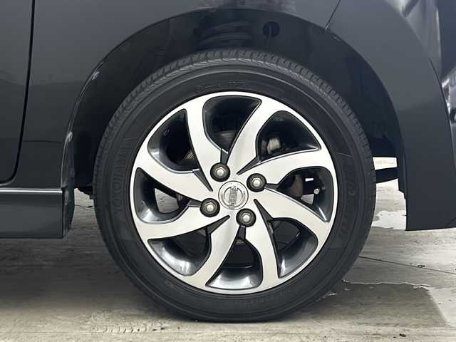 日産 ルークス ハイウェイスター 兵庫県 2012(平24)年 6.6万km ブルーイッシュブラック ・純正ナビ&BT&TV&CD&DVD&SD/・ETC/・片側パワースライドドア/・HIDライト/・オートライト/・フォグランプ/・純正フロアマット/・純正14インチアルミホイール/・純正バイザー/・スマートキー/・スペアキー/・プッシュスタート/・盗難防止装置