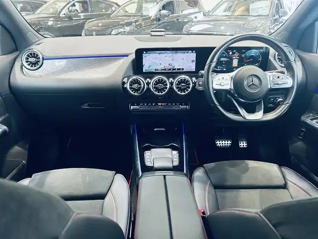 メルセデス・ベンツ ＧＬＡ２００ｄ 4マチック AMGライン 大阪府 2021(令3)年 1.9万km コスモスブラック レーダーセーフティ/ハーフレザー/メモリ付きパワーシート/シートヒーター/ACC/純正ナビ/360度カメラ/純正19インチAW/LEDヘッドライト/アンビエントライト/電動リアゲート/ブラインドスポット/ワイヤレス充電