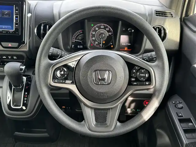 ホンダ Ｎ ＷＧＮ カスタム L ホンダセンシング 山形県 2020(令2)年 0.6万km プラチナホワイトパール ４WD/レーダークルーズコントロール/電動パーキングブレーキ/純正メモリナビ/（AM/FM/フルセグ/Bluetooth）/LEDヘッドライト/純正ホイールサマータイヤ車載/155/65/R14（６ｍｍ）/横滑り防止装置/ドアバイザー/電動格納ミラー/DN席シートヒーター/ビルトインETC/スマートキー/純正アルミホイール/純正フロアマット/レーンキープアシスト/横滑り防止装置/ドアバイザー/電動格納ミラー