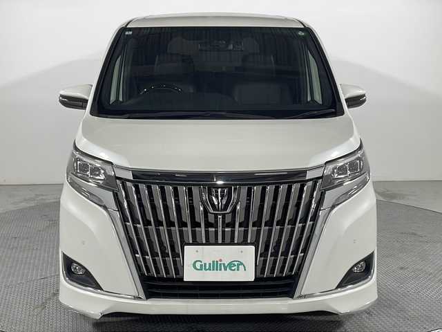 トヨタ エスクァイア Gi 広島県 2020(令2)年 4.9万km ホワイトパールクリスタルシャイン 禁煙車/純正９型ナビ(NSZT-Y68T)/１２型後席フリップダウンモニター/両側パワースライドドア/バックカメラ/シートヒーター(運転席/助手席)/クルーズコントロール/ドラレコ(360°)/ＥＴＣ/オートマチックハイビーム/コーナーセンサー(前後)/フォグランプ/ＬＥＤライト/衝突軽減/レーンキープアシスト/純正15インチアルミホイール(195/65/R15)/エアバッグ(運転席/助手席)