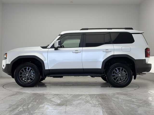 トヨタ ランドクルーザー ２５０ VX 愛知県 2024(令6)年 0.6万km プラチナホワイトパールマイカ 衝突軽減システム/プレミアムサウンドJBL/純正12.3型ディズプレイオーディオ　ナビあり/全方位カメラ/サンルーフ/レーダークルーズコントロール/シートヒーター/エアシート/フルセグ/Bluetooth/電動リアゲート/パワーシート/コーナーセンサー/純正アルミホイール/ルーフレール/ETC2.0/ブラインドスポットモニター/４WD/LEDヘッドライト/パドルシフト/ステアリングヒーター/インテリジェントミラー/リアオートエアコン/オートマチックハイビーム/置くだけ充電機/ステアリングスイッチ/スマートキー/プッシュスタート