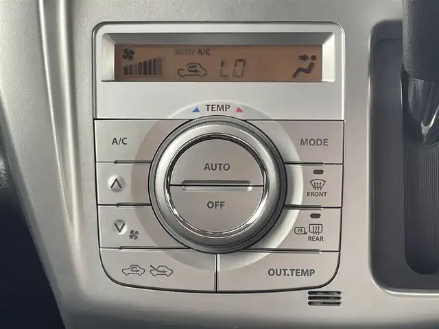 スズキ ハスラー J 愛媛県 2019(平31)年 5.9万km フェニックスレッドパール/ブルーイッシュブラックパール スズキセーフティサポート/デュアルカメラブレーキサポート/社外メモリナビ/ETC/ドライブレコーダー/アイドリングストップ/レーンキープアシスト/オートライト/フォグランプ/純正フロアマット/純正ドアバイザー/純正アルミホイール/横滑り防止装置/スマートキー/プッシュスタート/ABS/横滑り防止装置/盗難防止装置/衝突被害軽減システム