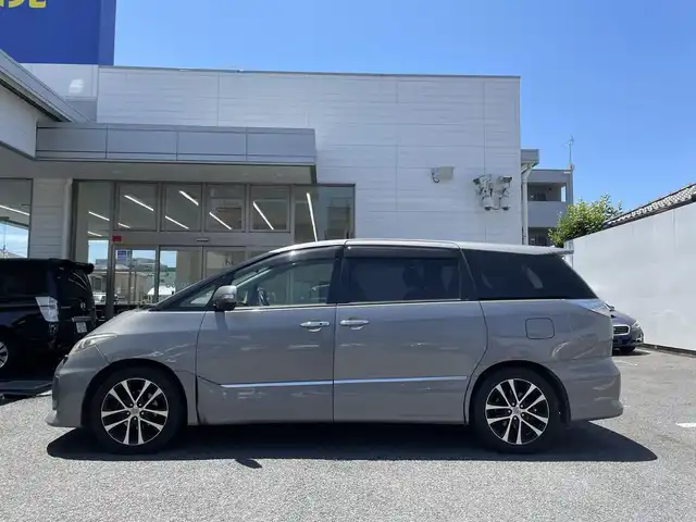 トヨタ エスティマ アエラス プレミアムエディション 埼玉県 2013(平25)年 13.4万km アイスチタニウムマイカメタリック (株)IDOMが運営する【じしゃロン鳩ヶ谷店】の自社ローン専用車両になりますこちらは現金またはオートローンご利用時の価格です。自社ローンご希望の方は別途その旨お申付け下さい/純正ナビ/フルセグTV/・AM/FM/CD/DVD/BT/SD/バックカメラ/クルーズコントロール/両側パワースライドドア/ドライブレコーダー/パワーシート/ハーフレザーシート/オートライト/フロントフォグランプ/オートエアコン/純正フロアマット