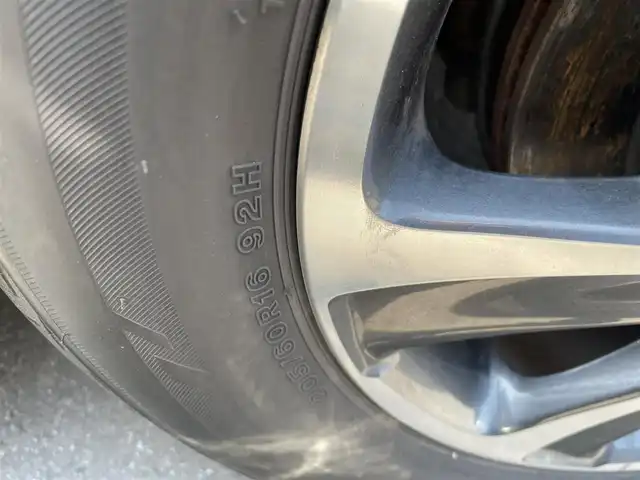 トヨタ ヴォクシー ZS 煌 千葉県 2018(平30)年 6万km ブラック 純正10インチナビ/プリクラッシュセーフティ/レーンキープアシスト/クルーズコントロール/オートハイビーム/オートライト/ステアリングスイッチ/アイドリングストップ/プッシュスタート/ステアリングスイッチ/革巻きステアリング/両側パワースライドドア/フリップダウンモニター/シートバックテーブル/サンシェード/バックカメラ/純正ドライブレコーダー/ＥＴＣ/純正フロアマット/フォグランプ/純正アルミホイール