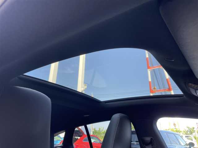 メルセデス・ベンツ ＣＬＡ２００ｄ Sブレーク AMGライン 鹿児島県 2019(令1)年 6.3万km デジタルホワイト ワンオーナー/純正ナビ/フルセグテレビ/バックカメラ/LEDヘッドライト/アイドリングストップ/追従式クルーズコントロール/サンルーフ/プッシュスタート/パワーバックドア/ETC